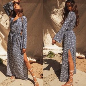 Lulus size extra small! Mandala daydream blue